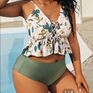 Shein floral lace up swimsuit size 1xl nwt